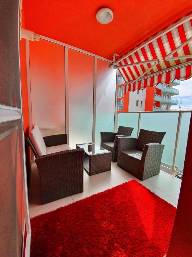 Ferienwohnung Royal Central Apartament Oradea Exterior foto